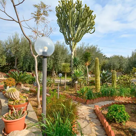 Holiday home 4 Bedroom Lovely In *